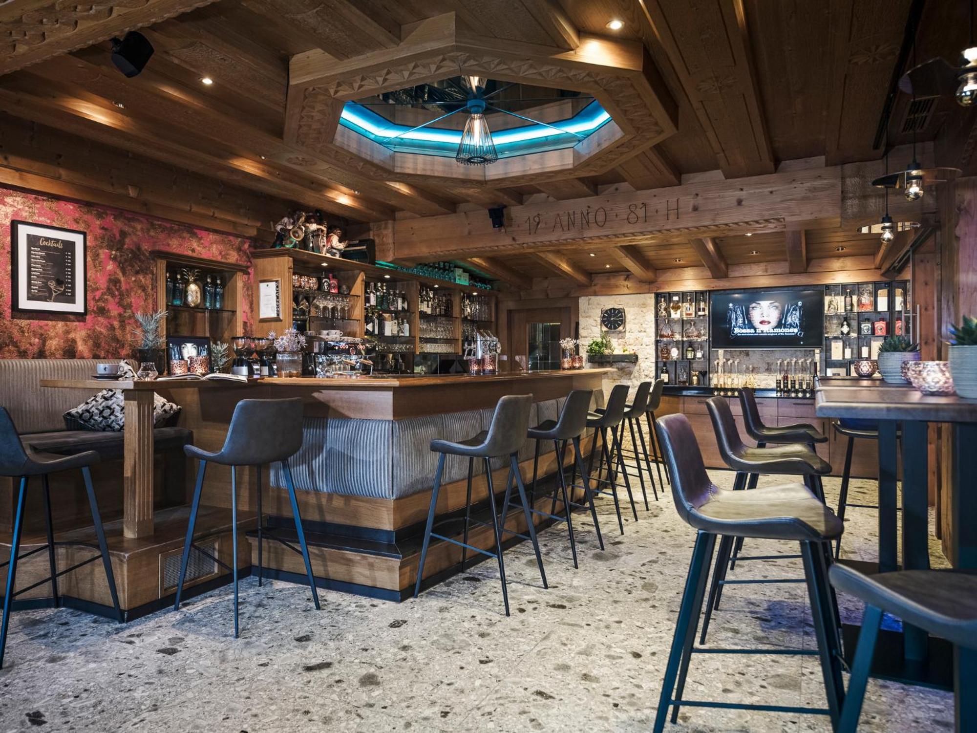 Hotel Bergkristall Zillertal - Adults Only 14 Years Plus Hippach Exterior foto