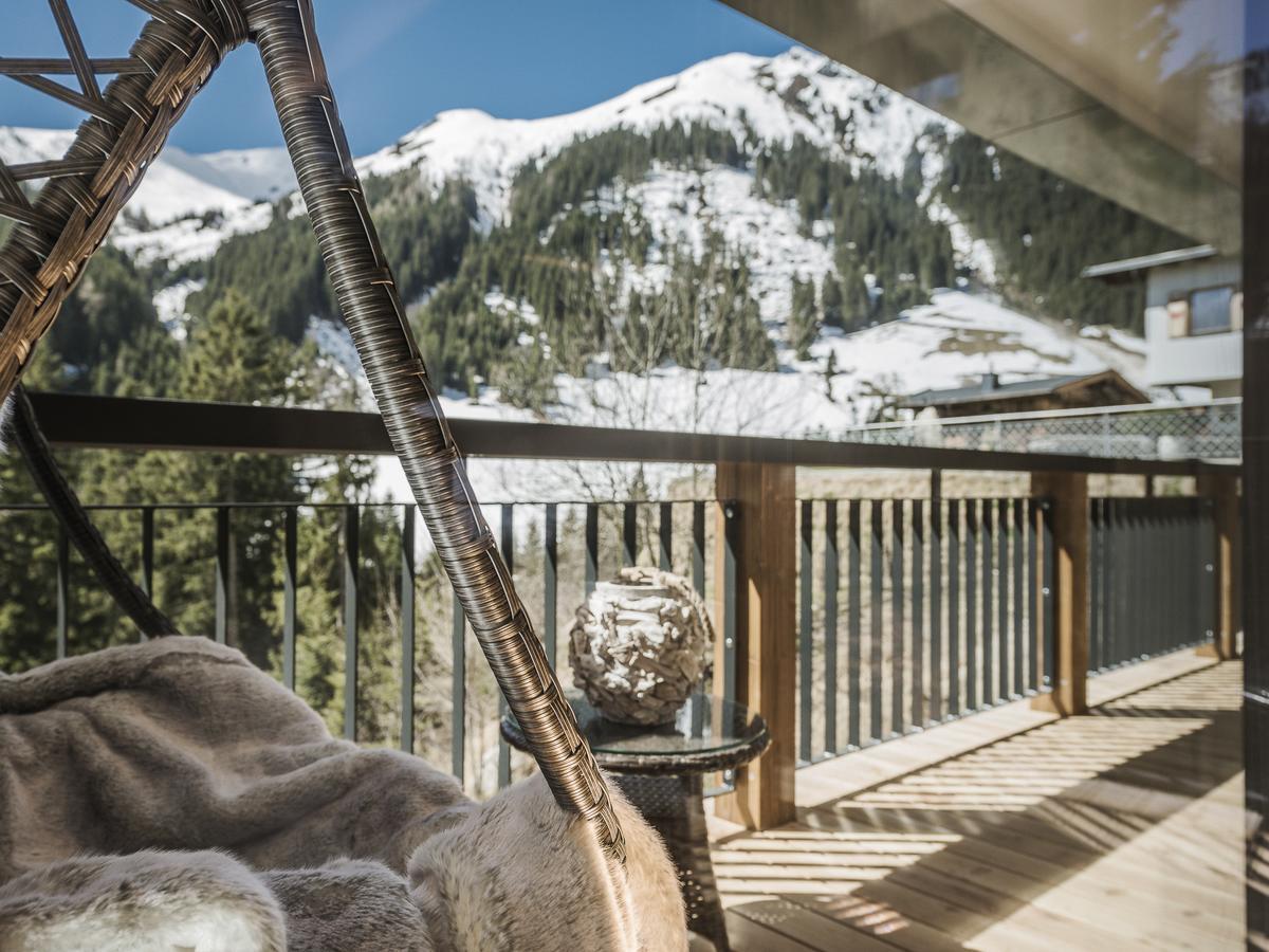 Hotel Bergkristall Zillertal - Adults Only 14 Years Plus Hippach Exterior foto